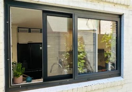 Exploring the Benefits and Drawbacks of Sliding Windows